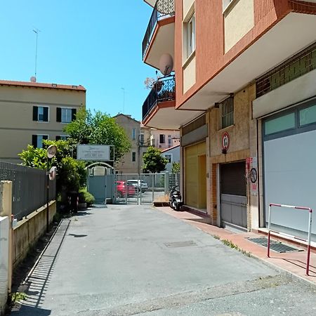 Ama Affittacamere Albenga Buitenkant foto